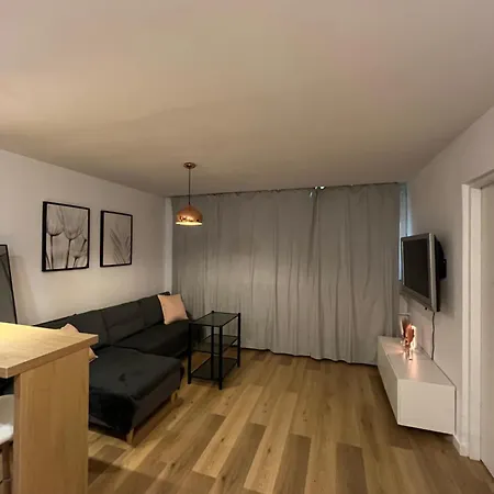 Przy Stadionie Slaskim I Parku Slaskim Tysiaclecie Appartement Katowice